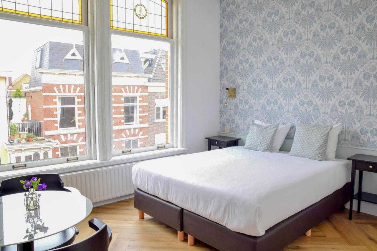 Deluxe Double Room Bath